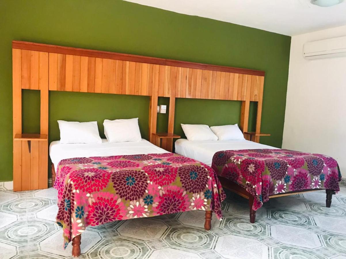 Hotel Maya Balam Xpujil Zewnętrze zdjęcie