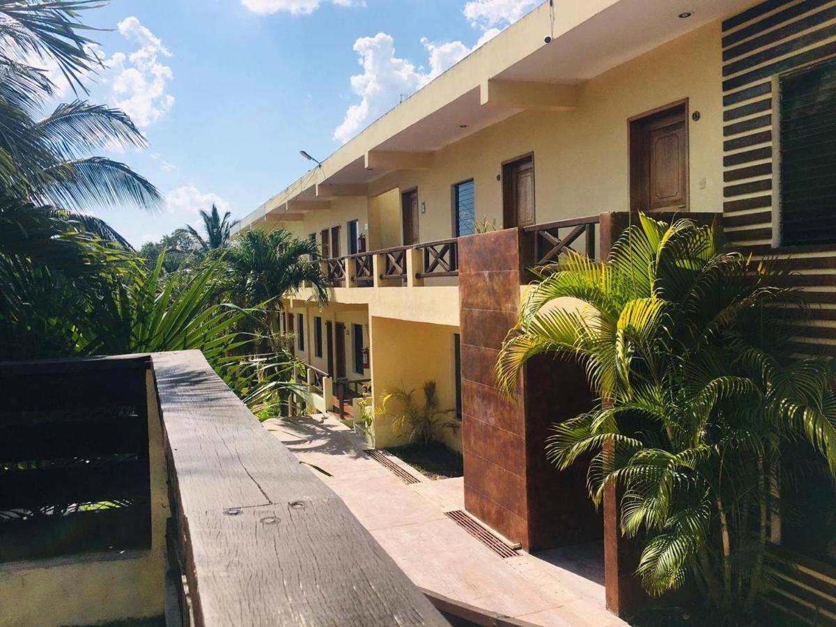 Hotel Maya Balam Xpujil Zewnętrze zdjęcie